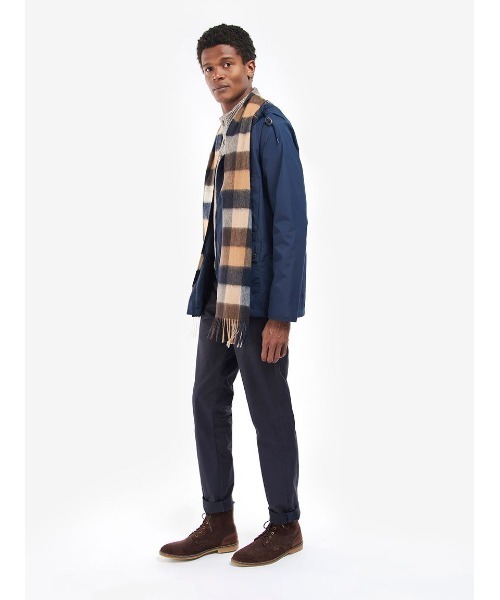 Barbour（バブアー）の「ラム ウール タッターソール マフラー（マフラー・レディース・グレー/レッド/ネイビー・FREE）」の11枚目の写真