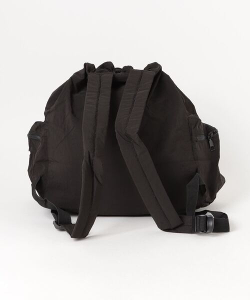 clear（クリア）の「ナイロンリュックサック [収納力抜群 軽量 大容量 通学]≪2024AW新作≫（バックパック/リュック・レディース・ブラック/アイボリー/カーキ・F）」の11枚目の写真