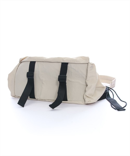 clear（クリア）の「ナイロンリュックサック [収納力抜群 軽量 大容量 通学]≪2024AW新作≫（バックパック/リュック・レディース・ブラック/アイボリー/カーキ・F）」の7枚目の写真