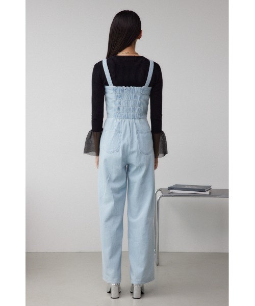 AZUL by moussy（アズールバイマウジー）の「デニムベアワイドオールインワン（つなぎ/オールインワン・レディース・ブルー/ライトブルー・MEDIUM/SMALL）」の7枚目の写真
