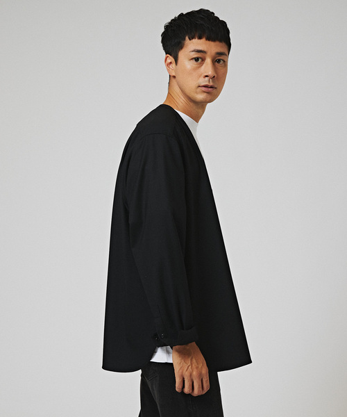 EDIFICE（エディフィス）の「2WAY ストレッチ ウール Vネックシャツ（シャツ/ブラウス・メンズ・ブラック/ネイビー/ブラウン・SMALL/MEDIUM/LARGE）」の7枚目の写真