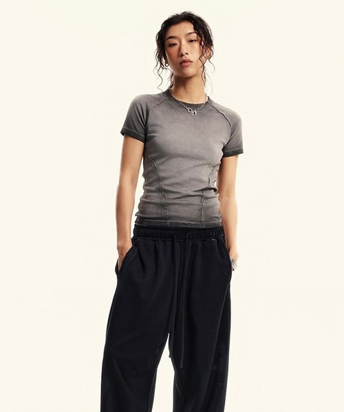 DEFLEXTION（ディフレクション）の「【DEFLEXTION / ディフレクション】Gradation T-shirt / グラデーションTシャツ（Tシャツ/カットソー・レディース・パープル/ブラック・FREE）」の3枚目の写真