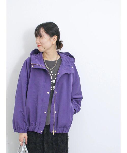 Samansa Mos2 blue(サマンサモスモスブルー)の「撥水マウンテンパーカー(ブルゾン・レディース・カーキ/チャコールグレー/パープル・F)」の1枚目の写真