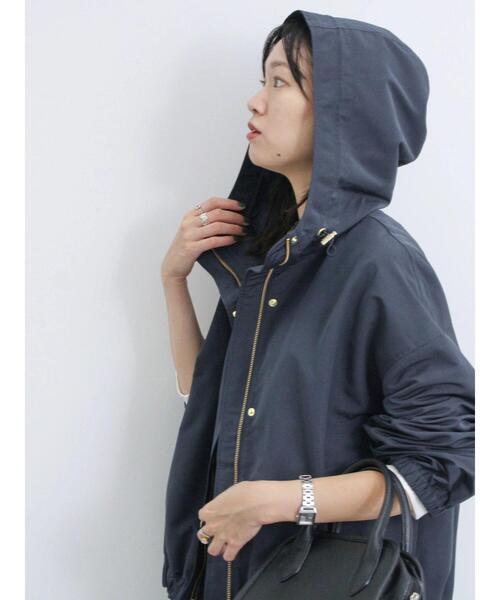 Samansa Mos2 blue(サマンサモスモスブルー)の「撥水マウンテンパーカー(ブルゾン・レディース・カーキ/チャコールグレー/パープル・F)」の5枚目の写真