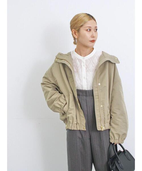 Samansa Mos2 blue(サマンサモスモスブルー)の「撥水マウンテンパーカー(ブルゾン・レディース・カーキ/チャコールグレー/パープル・F)」の12枚目の写真