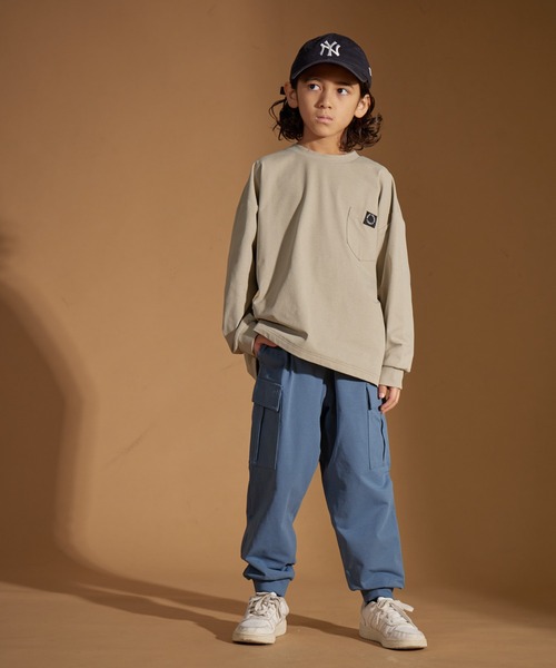 PAIRMANON STREET（ペアマノンストリート）の「マルチファンクション 吸水速乾 カーゴ パンツ【PAIRMANON STREET】（カーゴパンツ・キッズ・カーキ/ブラック/ブルー/オフホワイト/ベージュ・120/160/150/130/110/140/100）」の8枚目の写真