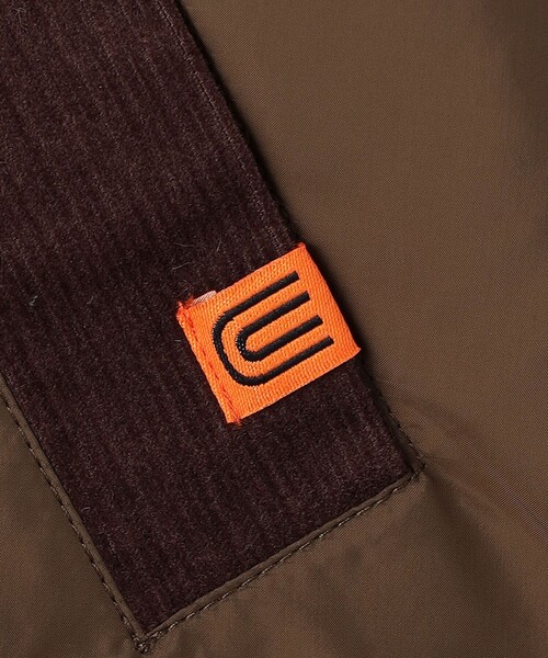 UNIVERSAL OVERALL（ユニバーサルオーバーオール）の「【別注】＜UNIVERSAL OVERALL＞コーデュロイ パファージャケット / キッズ 140cm-160cm（ブルゾン・キッズ・オリーブ/ブラック・L(160cm)/M(140-150cm)）」の10枚目の写真