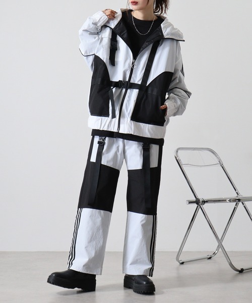 BAY CREST(ベイクレスト)の「Cyber nylon pants / サイバー切替ナイロンパンツ unisex(その他パンツ・メンズ・ホワイト×ブラック/ブラック×グリーン/ブラック×ホワイト・M/L)」の5枚目の写真