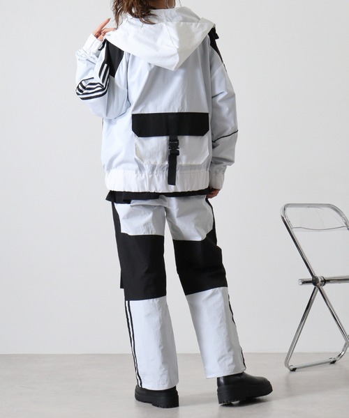 BAY CREST(ベイクレスト)の「Cyber nylon pants / サイバー切替ナイロンパンツ unisex(その他パンツ・メンズ・ホワイト×ブラック/ブラック×グリーン/ブラック×ホワイト・M/L)」の6枚目の写真