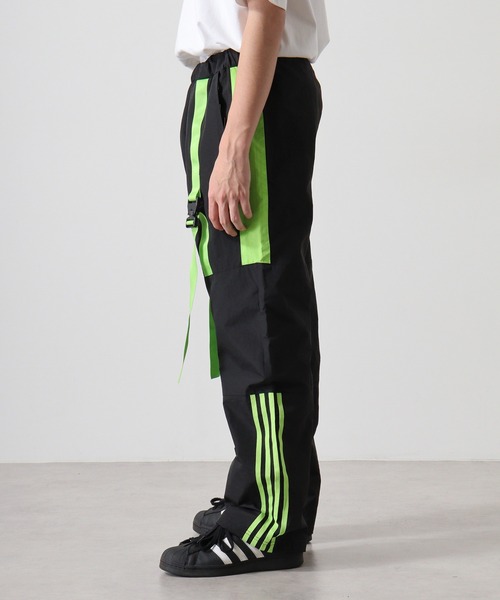 BAY CREST(ベイクレスト)の「Cyber nylon pants / サイバー切替ナイロンパンツ unisex(その他パンツ・メンズ・ホワイト×ブラック/ブラック×グリーン/ブラック×ホワイト・M/L)」の8枚目の写真