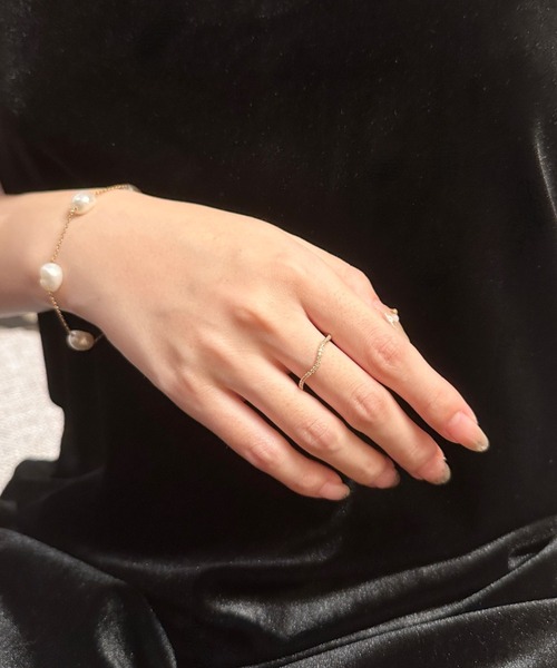ciite'(シーテ)の「wave bijou ring(リング・レディース・ゴールド・FREE)」の6枚目の写真