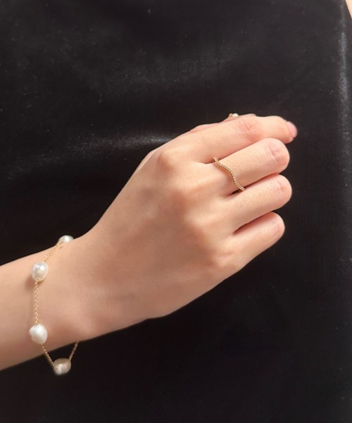 ciite'(シーテ)の「wave bijou ring(リング・レディース・ゴールド・FREE)」の8枚目の写真