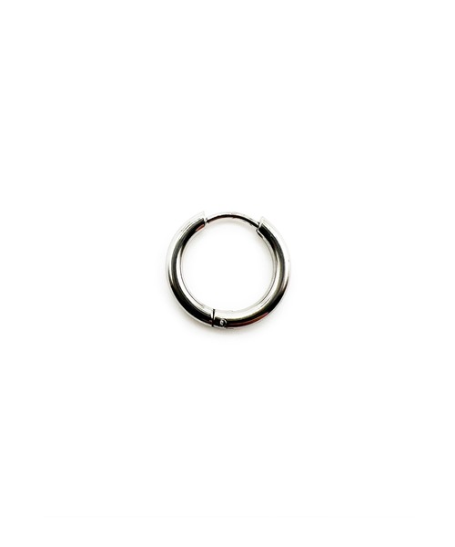 Import & Select(インポートアンドセレクト)の「KISHOKACHI 希少価値 シンプルクリッカーステンレスピアス 内径17mm(ピアス(片耳用)・メンズ・ブラック/シルバー/ゴールド・FREE)」の4枚目の写真