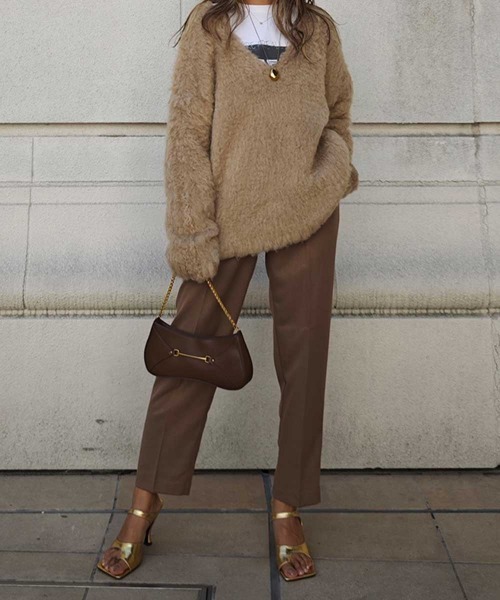 esutoreja（エストレジャ）の「Vネックモヘアニット（ニット/セーター・レディース・ベージュ/ブルー/チャコール・FREE）」の21枚目の写真