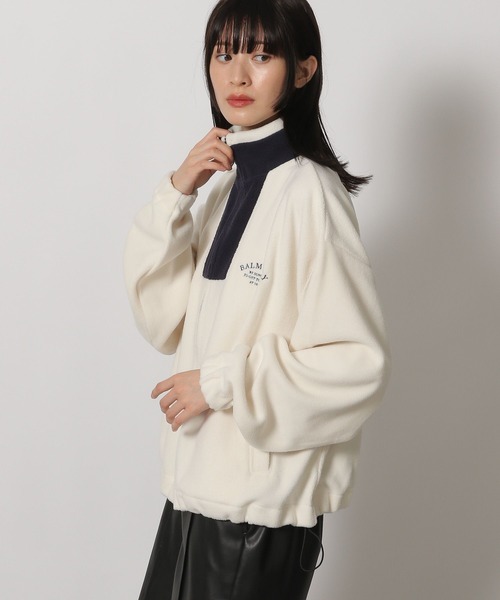 LAKOLE（ラコレ）の「刺繍ロゴフリースジャケット / 231681（その他アウター・レディース・グリーン/アイボリー/ネイビー・FREE）」の8枚目の写真