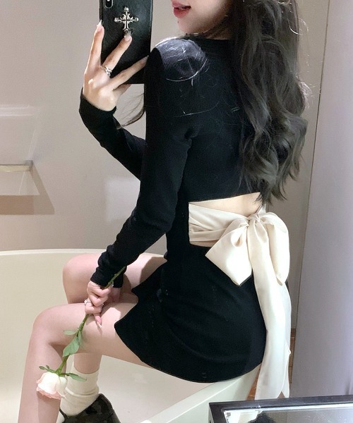 REMUR(レミュール)の「BACKリボン付きミニワンピース(ワンピース・レディース・ブラック・M/L/S)」の12枚目の写真