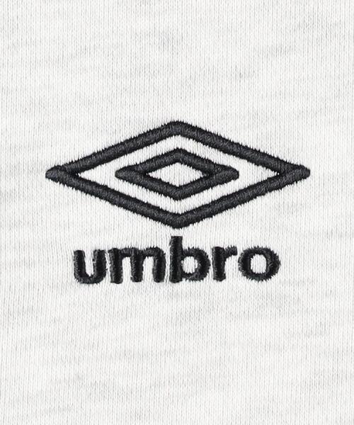 Right-on(ライトオン)の「UMBRO(アンブロ)【メンズ】ラインテープパーカー(パーカー・メンズ・ホワイト/ブラック・M/L/XL)」の10枚目の写真