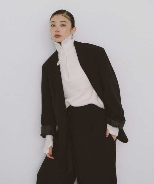 HANNE（アン）の「ジップアップタートルネックニットプルオーバー（ニット/セーター・レディース・アイボリー/グレー/ブラウン・FREE）」の12枚目の写真