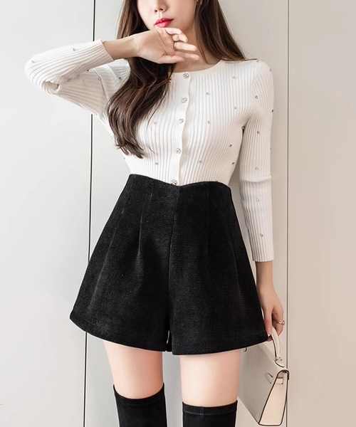 IRADOWL(アイラドール)の「コーデュロイハイウエストタックショートパンツ(その他パンツ・レディース・ブラック/アイボリー・MEDIUM/LARGE/SMALL)」の11枚目の写真