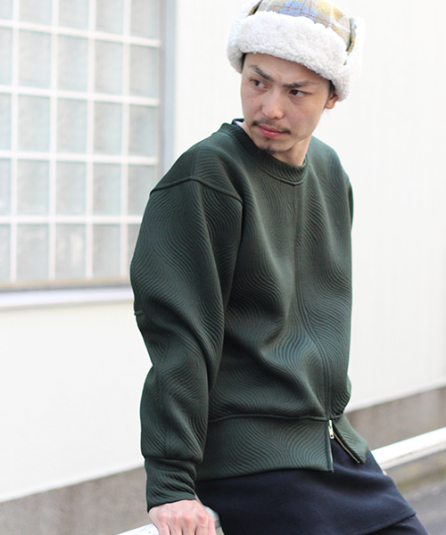 Lui's(ルイス)の「GREY HOUN」(グレイ・ハウンド) カットソー(スウェット・メンズ・ブラック/カーキ・SMALL/MEDIUM)」の2枚目の写真