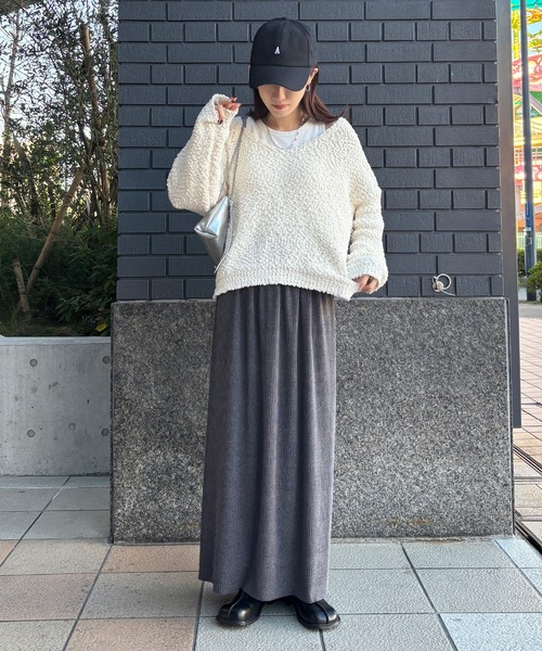 ISOOK（アイスー）の「【ISOOK / アイスー】リブタイトロングスカート / リブニット ナロースカート カラースカート  ZOZOTOWN限定（スカート・レディース・ブルー/チャコール/ブラック・FREE）」の10枚目の写真