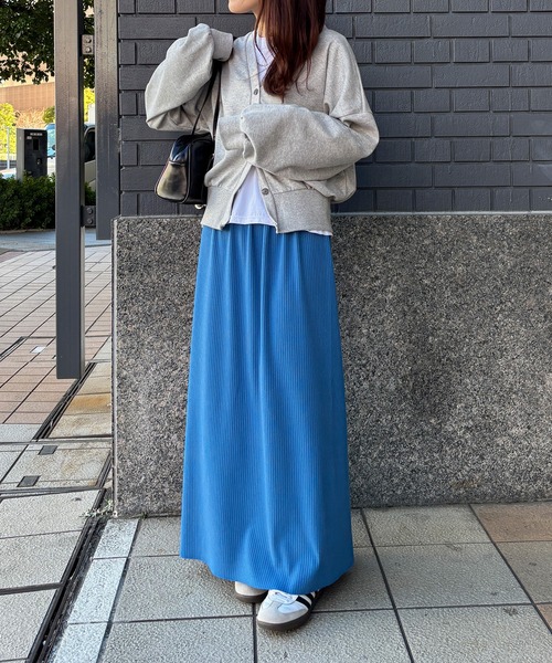 ISOOK（アイスー）の「【ISOOK / アイスー】リブタイトロングスカート / リブニット ナロースカート カラースカート  ZOZOTOWN限定（スカート・レディース・ブルー/チャコール/ブラック・FREE）」の14枚目の写真