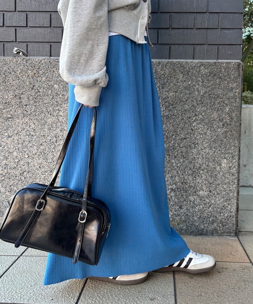 ISOOK（アイスー）の「【ISOOK / アイスー】リブタイトロングスカート / リブニット ナロースカート カラースカート  ZOZOTOWN限定（スカート・レディース・ブルー/チャコール/ブラック・FREE）」の13枚目の写真