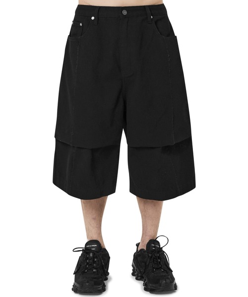 OY(オーワイ)の「『OY/オーワイ』 WIDE STITCH VOLUME ONE TUCK SHORTS/ワイドステッチボリュームワンタックショーツ(その他パンツ・レディース・ブラック・L/M)」の2枚目の写真