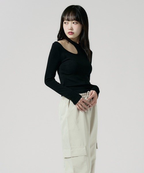 Chick(チック)の「one-shoulder cut and sewn / ワンショルダー風 カットソー(Tシャツ/カットソー・レディース・ホワイト/グレー/ブラック/レッド・FREE)」の11枚目の写真
