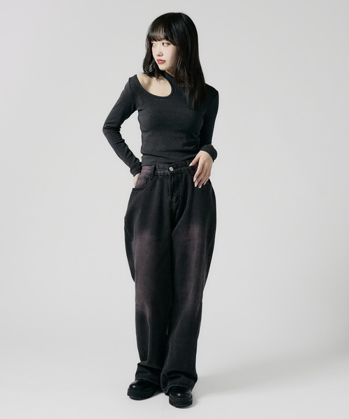 Chick(チック)の「one-shoulder cut and sewn / ワンショルダー風 カットソー(Tシャツ/カットソー・レディース・ホワイト/グレー/ブラック/レッド・FREE)」の19枚目の写真