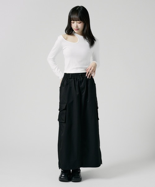 Chick(チック)の「one-shoulder cut and sewn / ワンショルダー風 カットソー(Tシャツ/カットソー・レディース・ホワイト/グレー/ブラック/レッド・FREE)」の8枚目の写真