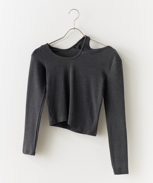 Chick(チック)の「one-shoulder cut and sewn / ワンショルダー風 カットソー(Tシャツ/カットソー・レディース・ホワイト/グレー/ブラック/レッド・FREE)」の15枚目の写真