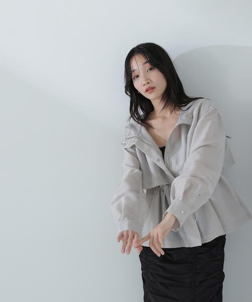 NATURAL BEAUTY BASIC(ナチュラルビューティーベーシック)の「◇フーディードロストブルゾン(ブルゾン・レディース・ベージュ/ブラック/オフホワイト・MEDIUM/SMALL)」の17枚目の写真