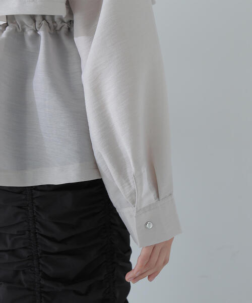 NATURAL BEAUTY BASIC(ナチュラルビューティーベーシック)の「◇フーディードロストブルゾン(ブルゾン・レディース・ベージュ/ブラック/オフホワイト・MEDIUM/SMALL)」の7枚目の写真