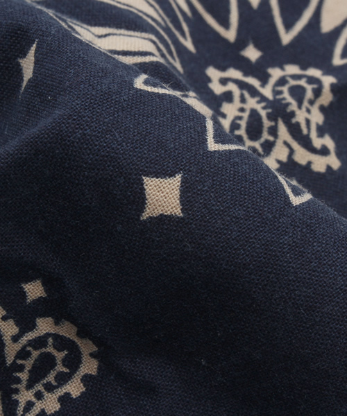 Heather（ヘザー）の「USAバンダナ　709511（バンダナ/スカーフ・レディース・ネイビー/レッド・FREE）」の5枚目の写真