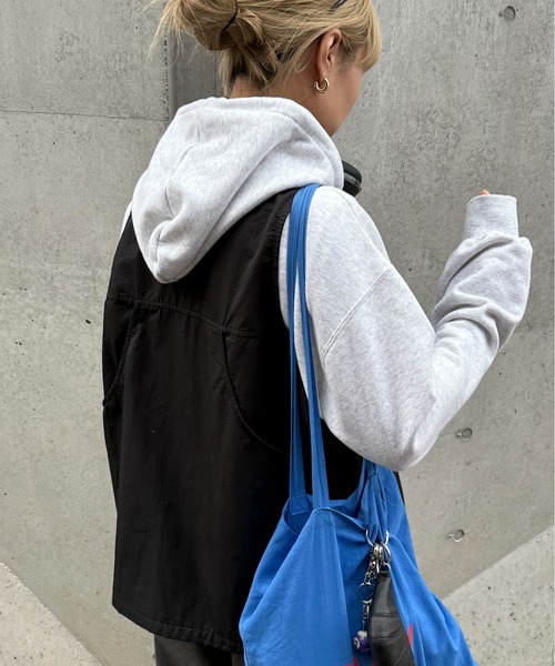 feepur(フェピュール)の「ポケットワークベスト(ベスト・レディース・ブラック/ベージュ/アイボリー・MEDIUM)」の22枚目の写真