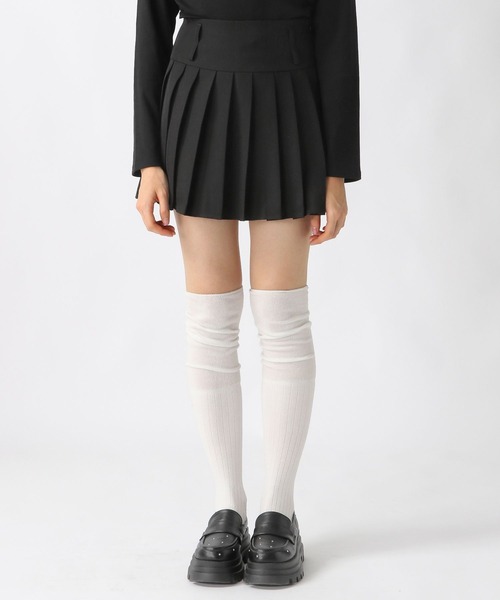 FOREVER 21（フォーエバー トゥエンティーワン）の「【2025SS】プレッププリーツミニスカート（スカート・レディース・ブラック/グレー・SMALL/MEDIUM）」の22枚目の写真