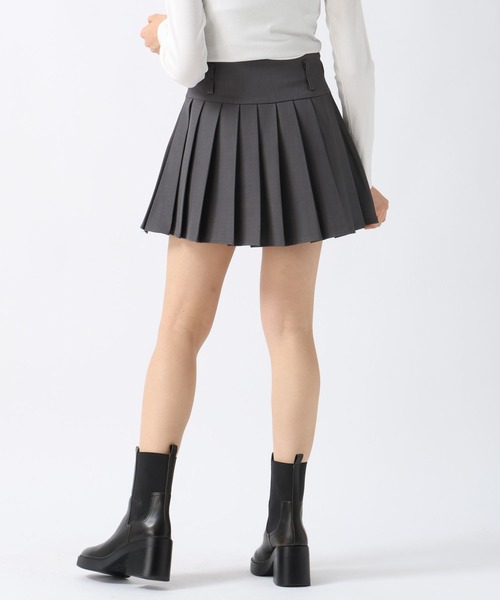 FOREVER 21（フォーエバー トゥエンティーワン）の「【2025SS】プレッププリーツミニスカート（スカート・レディース・ブラック/グレー・SMALL/MEDIUM）」の16枚目の写真