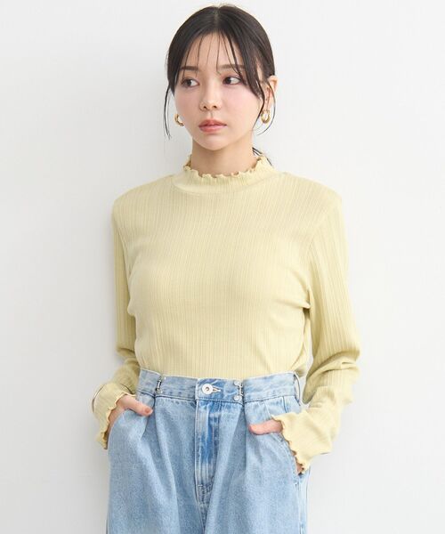 earth music&ecology(アースミュージックアンドエコロジー)の「ランダムチェーンリブハイネックプルオーバー(Tシャツ/カットソー・レディース・アイボリー/サックスブルー/ブラック/イエロー/その他7・S/M)」の6枚目の写真