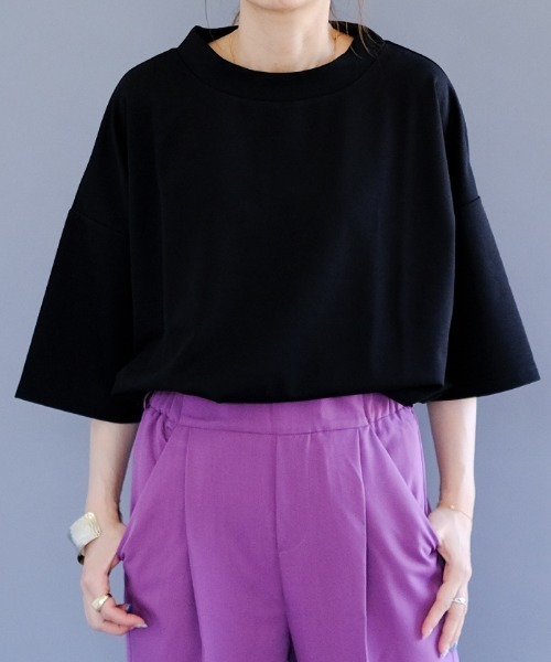 aquagarage(アクアガレージ)の「梨地ボトルネックプルオーバー(Tシャツ/カットソー・レディース・ブラック/アイボリー/ベージュ/オレンジ・L/M)」の1枚目の写真