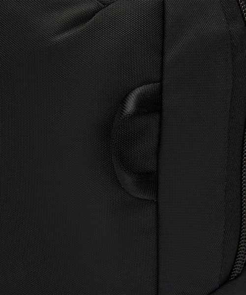 pacsafe(パックセーフ)の「pacsafe/パックセーフ EXP 12" Sling/スリングクロスボディ(ボディバッグ/ウエストポーチ・メンズ・ブラック・FREE)」の20枚目の写真