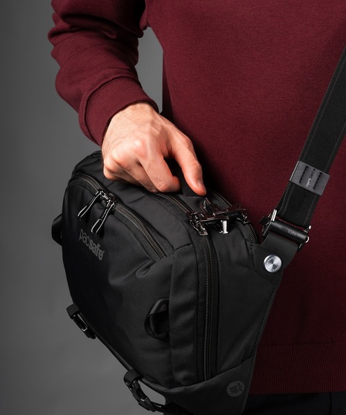 pacsafe(パックセーフ)の「pacsafe/パックセーフ EXP 12" Sling/スリングクロスボディ(ボディバッグ/ウエストポーチ・メンズ・ブラック・FREE)」の8枚目の写真
