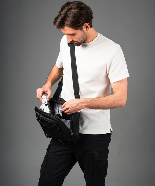 pacsafe(パックセーフ)の「pacsafe/パックセーフ EXP 12" Sling/スリングクロスボディ(ボディバッグ/ウエストポーチ・メンズ・ブラック・FREE)」の10枚目の写真
