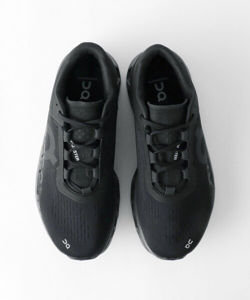 On(オン)の「<On>CLOUD MONSTER スニーカー(スニーカー・レディース・ブラック/ホワイト・23.5cm/24.5cm/23cm/24cm/25cm)」の14枚目の写真