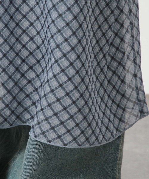 LAKOLE（ラコレ）の「シアーチェックフリルワンピース / 322160（ワンピース・レディース・ブルー/チャコールグレー/ベージュ・FREE）」の9枚目の写真