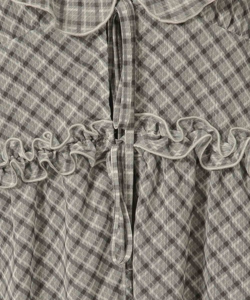 LAKOLE（ラコレ）の「シアーチェックフリルワンピース / 322160（ワンピース・レディース・ブルー/チャコールグレー/ベージュ・FREE）」の11枚目の写真