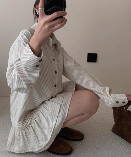 DAY CLOSET（デイ クローゼット）の「レディース 長袖ストライプティアードフリルミニワンピース（シャツワンピース・レディース・チャコールグレー/ブラウン/オフホワイト・FREE）」の17枚目の写真