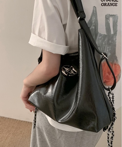 セール】Y2K チェーン フェイクレザー大容量ショルダーバッグ/2WAY