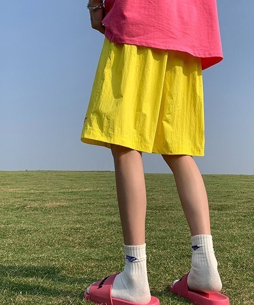 WARAIJOGO(ワライジョウゴ)の「【WARAIJOGO】ビビッドカラーロゴハーフパンツ(NEZ)(その他パンツ・メンズ・ピンク/ブラック/グリーン/イエロー/パープル・FREE)」の11枚目の写真