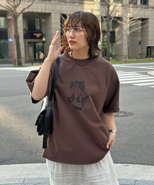 CPCM（シーピーシーエム）の「CPCMマスコットキャラT（Tシャツ/カットソー・レディース・ブラック/ホワイト/ライム/オレンジ/ネイビー/レッド/イエロー/ホワイト系その他/オリーブ/ブラウン/ブルー・SMALL/LARGE/MEDIUM/X-LARGE）」の4枚目の写真